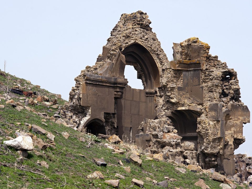 Ani İç Kale kalıntıları