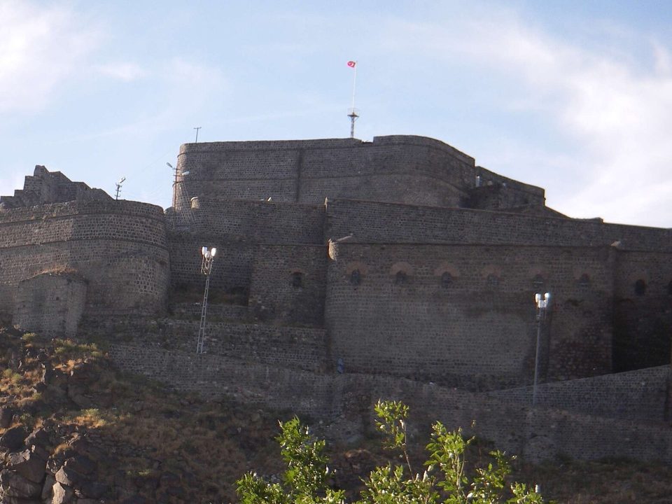 Kars Kale.jpg